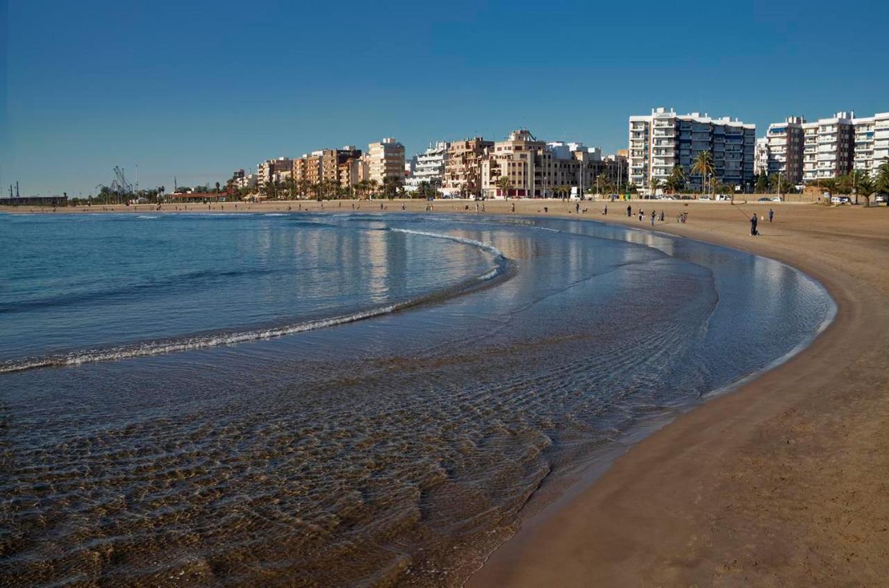 Uim Mediterraneo Felipe 8 Wifi Puerto de Sagunto Exterior photo